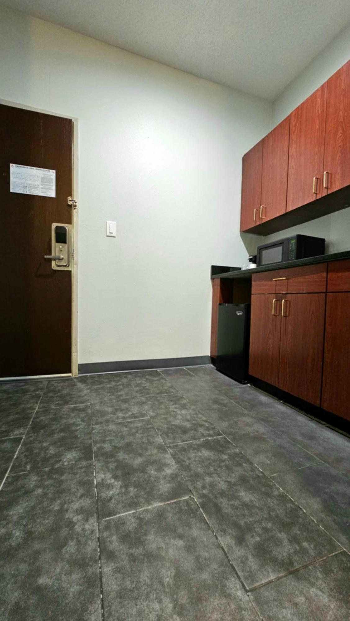 Baymont By Wyndham Chicago/Calumet City Exterior photo
